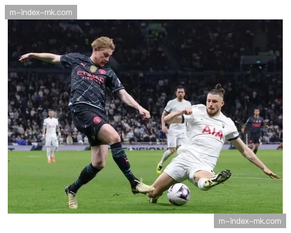 西汉姆联绝杀热刺取关键三分,保级路上现曙光 西汉姆联绝杀热刺取关键三分,保级路上现曙光